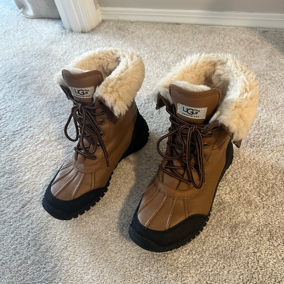 UGG Shoes - Ugh snow boots